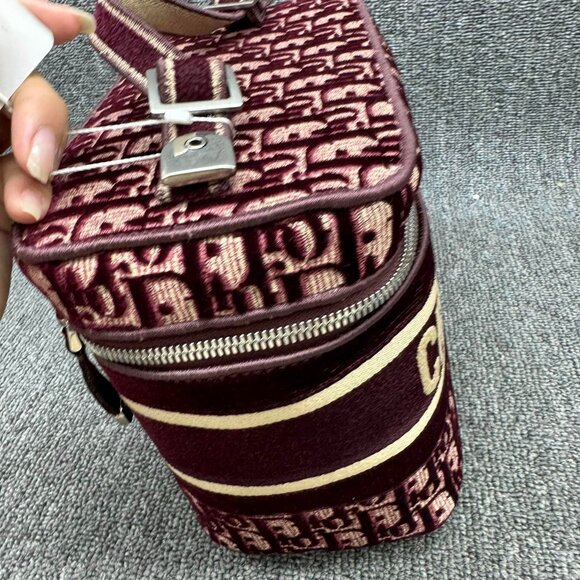 100% Authentic Christian Dior Vanity Case - Picture 7 of 15